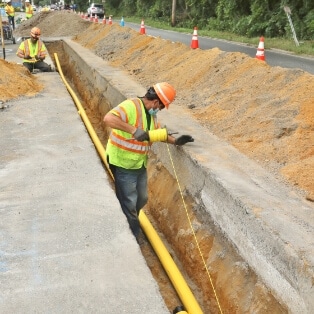 Gas main and service installation and repair